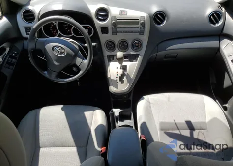 2010 Toyota Corolla Matrix S из США, поврежденный, VIN 2T1LE4EE6AC012736